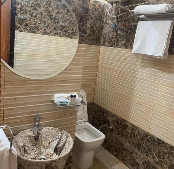سوییت خانوادگی, Creek Forest  Riverside Boutique Resort