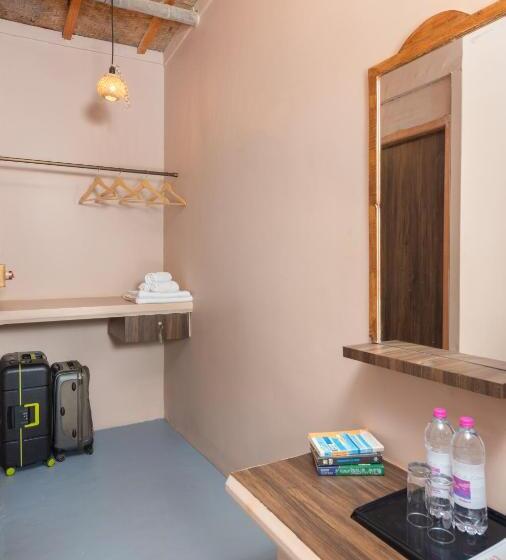 חדר דלוקס, Amadi Beach Front Resort