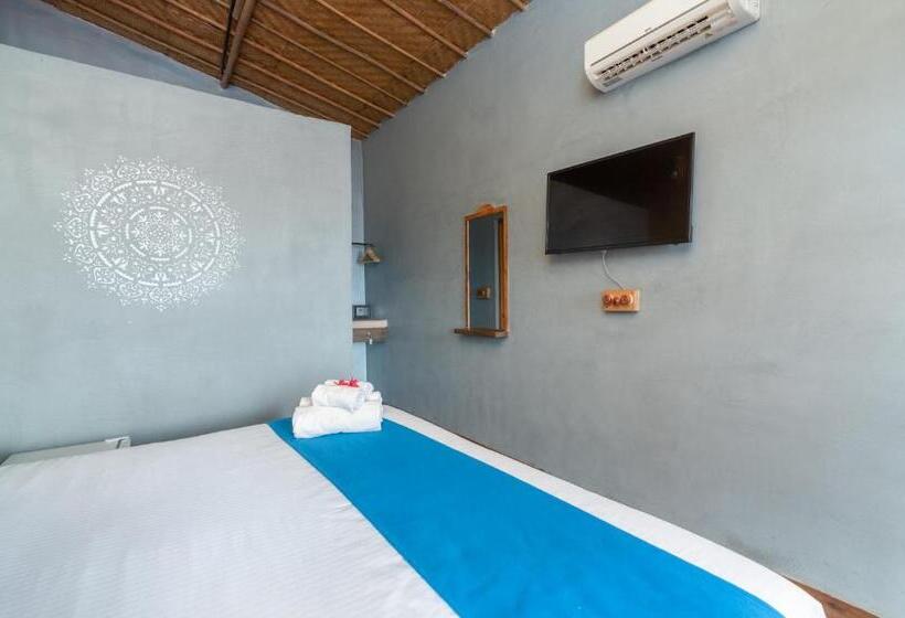 חדר דלוקס נוף לים, Amadi Beach Front Resort