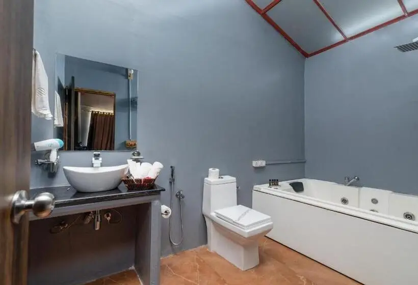 Suite, Amadi Beach Front Resort