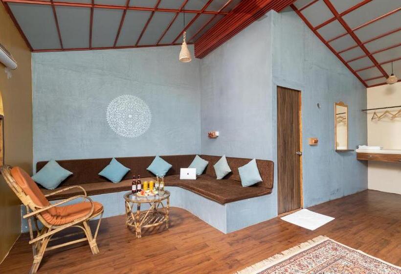 סוויטה, Amadi Beach Front Resort