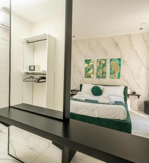 سوئیت با وان آب گرم, Marmur Suite