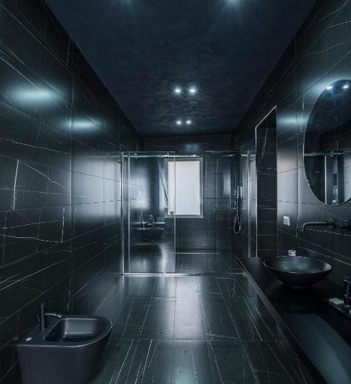 سوئیت با تخت بزرگ, Marmur Suite
