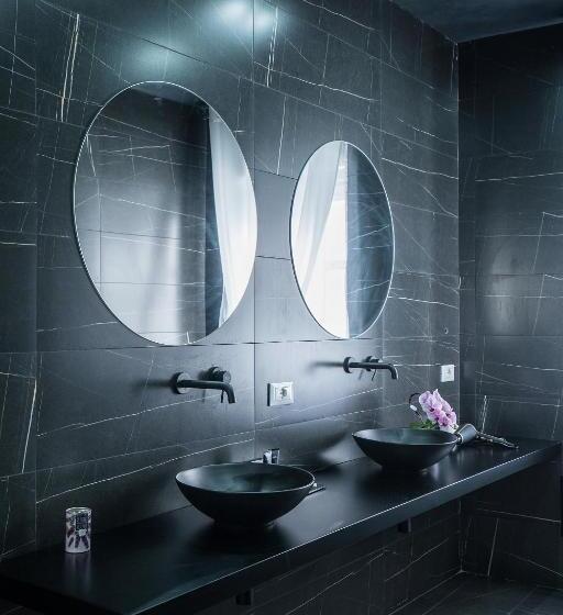 سوئیت با تخت بزرگ, Marmur Suite