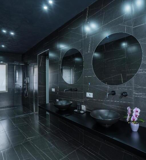 سوئیت با تخت بزرگ, Marmur Suite