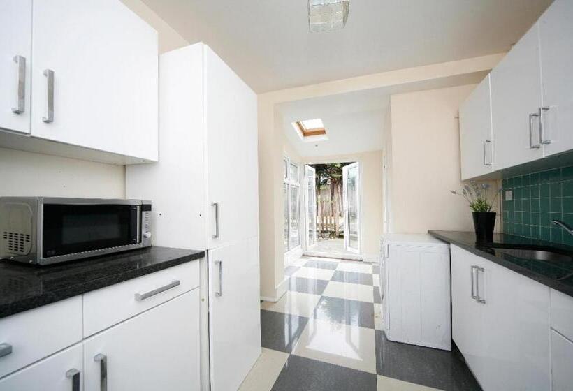 标准单人间共用浴室, London Comfy Doubles