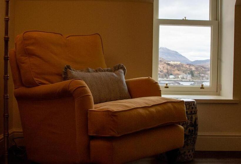 デラックススイート, The Albannach