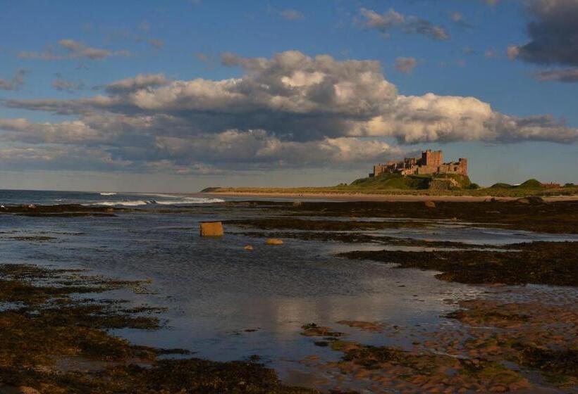 غرفة ديلوكس, Yearle House