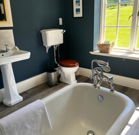 غرفة ديلوكس مطلّة علي الحديقة, Yearle House