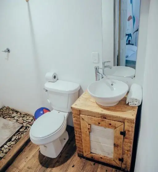 エコノミールーム, Casita De Playa Bomalu
