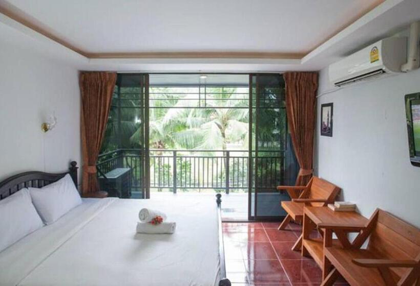 Номер Стандарт с Балконом, Kamala Bay Inn