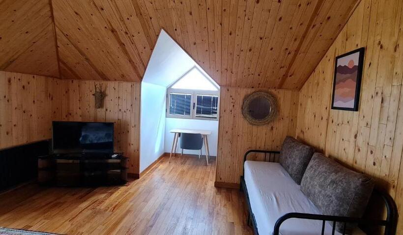 اتاق لوکس, Maurice Bonjean