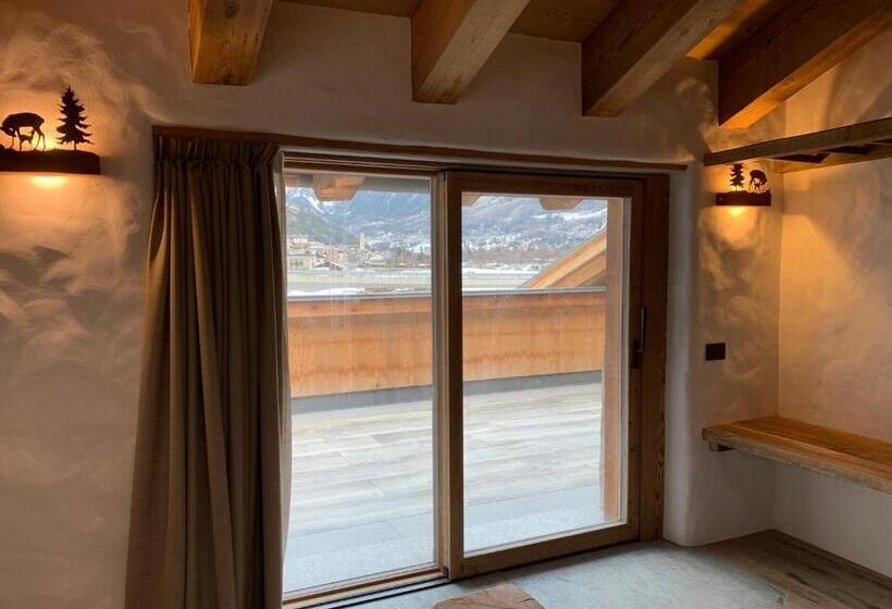 غرفة قياسية رباعية مزودة بشُرفة, Al Bait Da Lucia Bormio