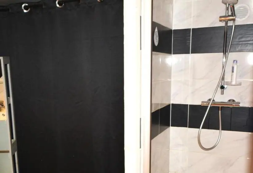 Cama em Quarto Compartilhado, Le Vert Nomade