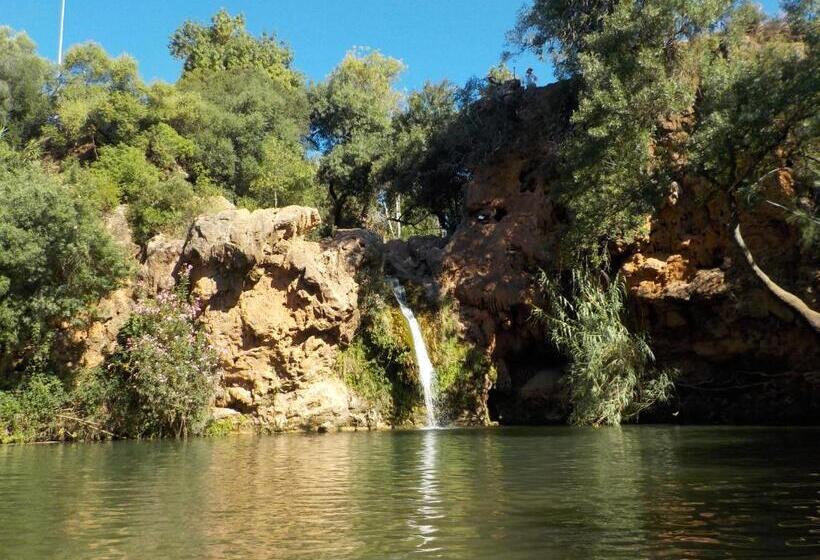 חדר דלוקס צדדי נוף לים, Villa Vista Mar Piscina Suites