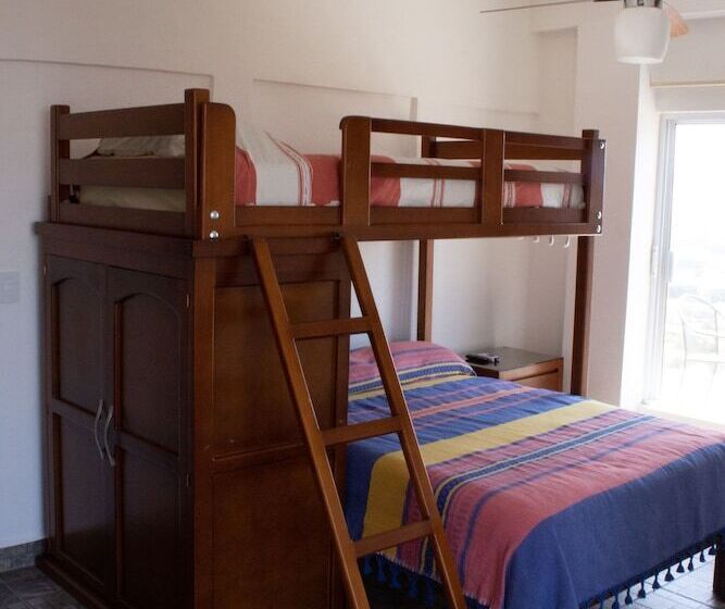 Семейный Номер, Casa Leonor