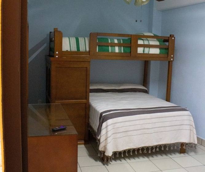 Трехместный Номер Комфорт, Casa Leonor