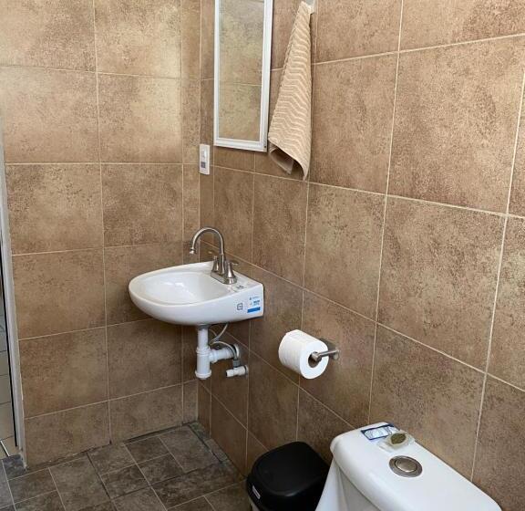 اتاق لوکس با تخت بزرگ, Casa Leonor