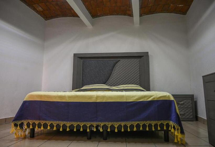 اتاق لوکس با تخت بزرگ, Casa Leonor