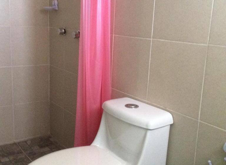 Трежместный Номер Economy, Casa Leonor