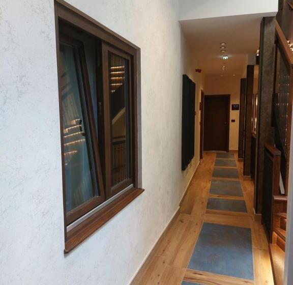 اتاق استاندارد با وان آب گرم, Corso Rooms City Centre