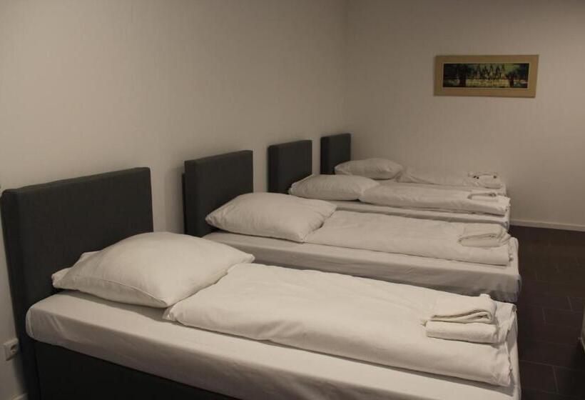 四人标准间, David S Hostel
