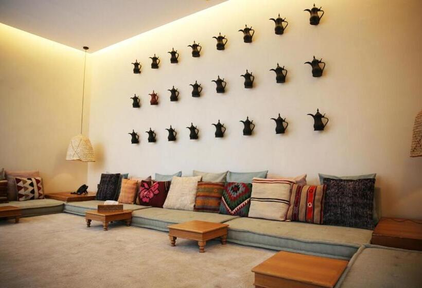 デラックスファミリールーム, Aseel Resort