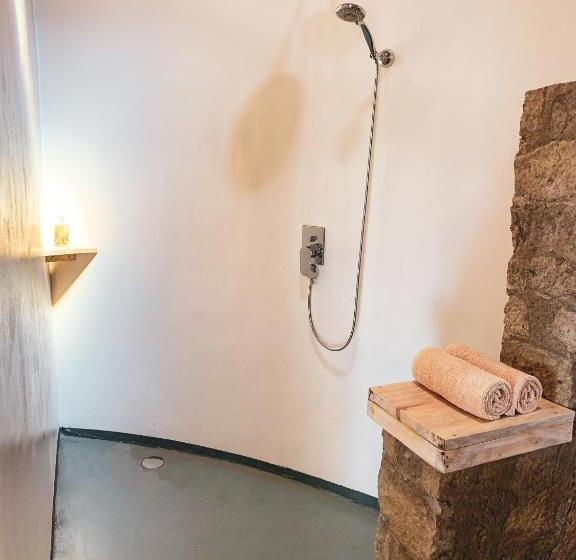 بانگلوی لوکس, Foresight Eco Lodge & Safari