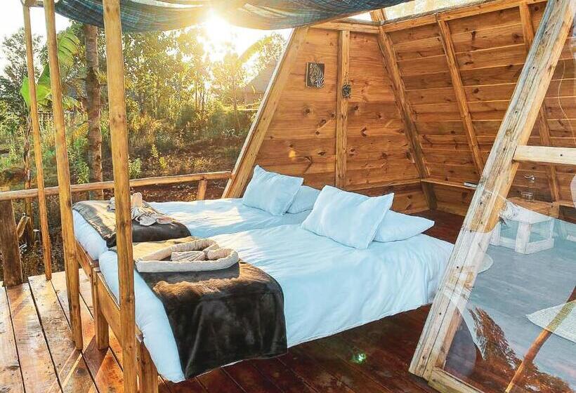 اتاق لوکس, Foresight Eco Lodge & Safari