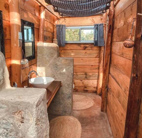 스탠다드 룸 산 전망, Foresight Eco Lodge & Safari