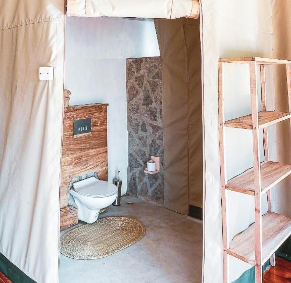 اتاق لوکس خانوادگی, Foresight Eco Lodge & Safari