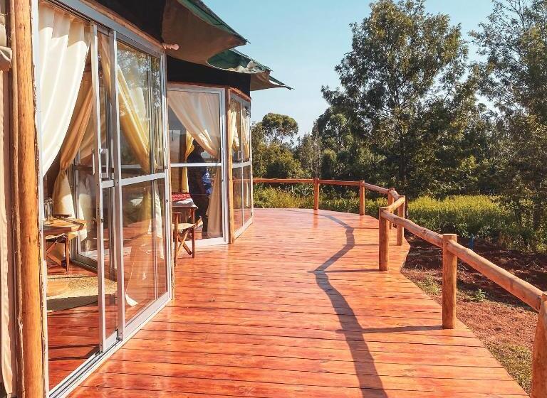 اتاق لوکس خانوادگی, Foresight Eco Lodge & Safari