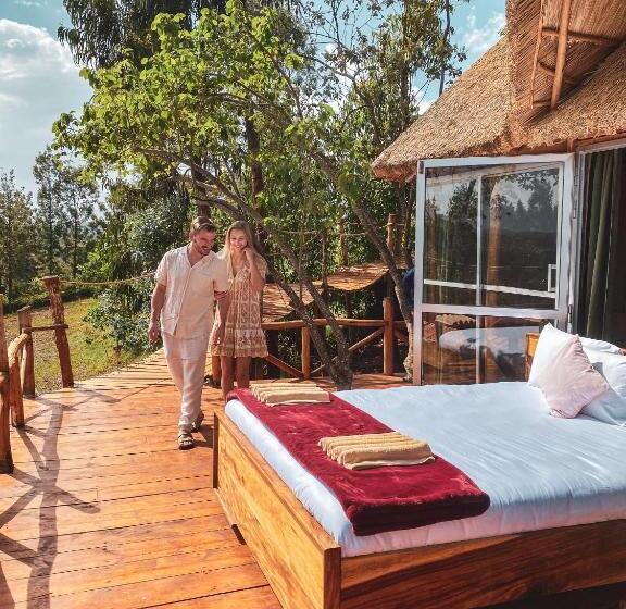 اتاق سوپریور با تخت بزرگ, Foresight Eco Lodge & Safari