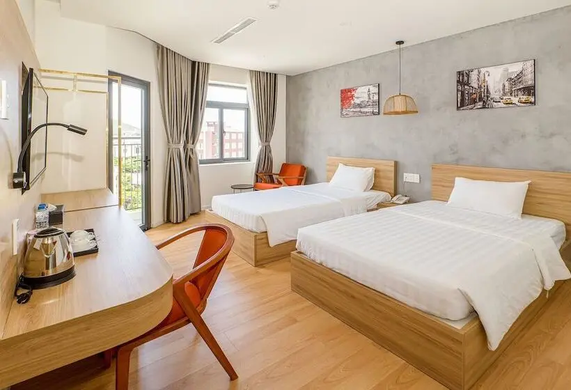 اتاق لوکس با بالکن, Maya Hotel 3