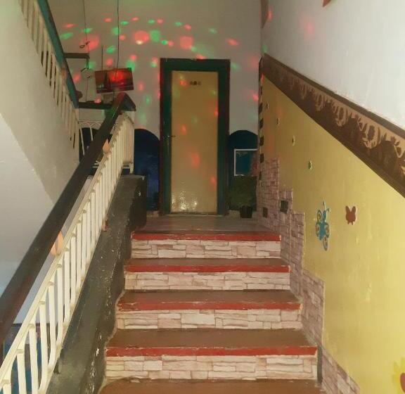 اتاق استاندارد یک نفره, Four Seasons