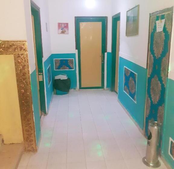 اتاق استاندارد, Four Seasons