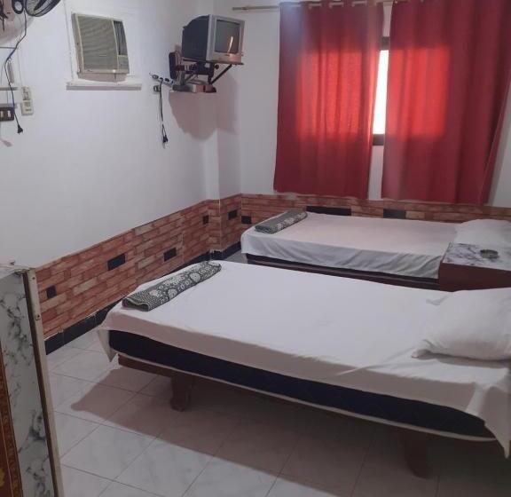 اتاق استاندارد, Four Seasons