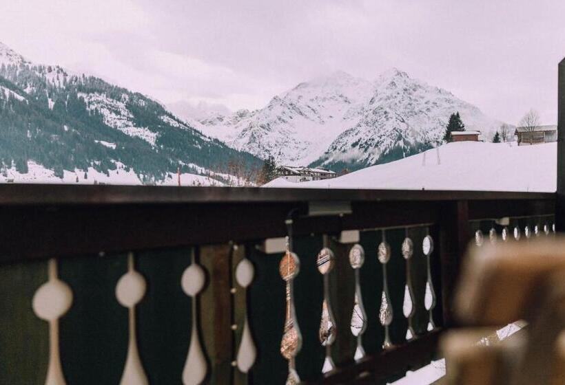 غرفة قياسية, Naturhotel Chesa Valisa