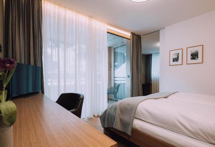 جناح مطلّ علي الجبل, Naturhotel Chesa Valisa