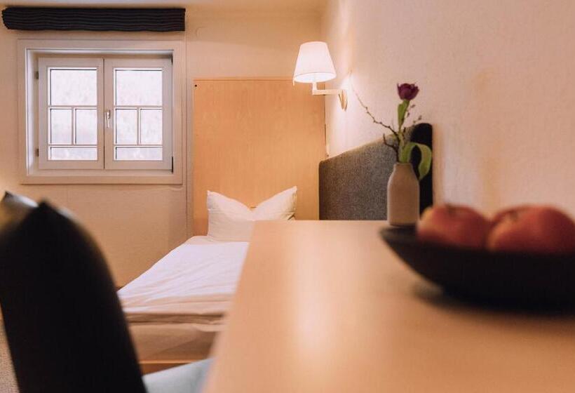 패밀리 룸, Naturhotel Chesa Valisa