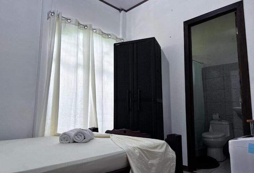 اتاق استاندارد, Natural Experience House