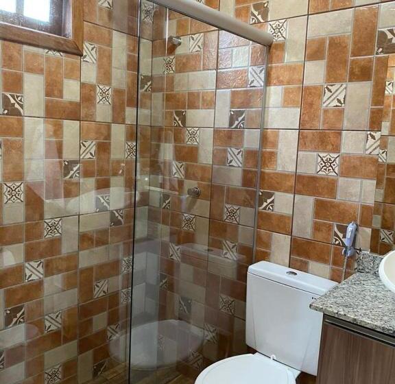 标准三人间, Pousada Da Villa