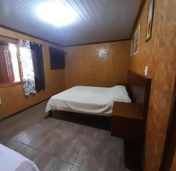 استودیو خانوادگی, Quartos Recanto Da Natureza Interior Canela