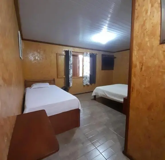 استودیو خانوادگی, Quartos Recanto Da Natureza Interior Canela