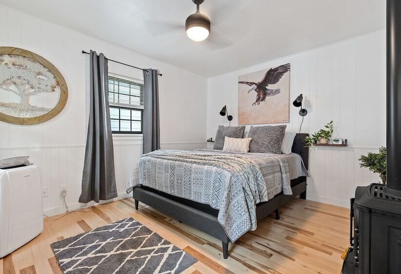 منزل غرفة نوم واحدة, Spearfish Cottages