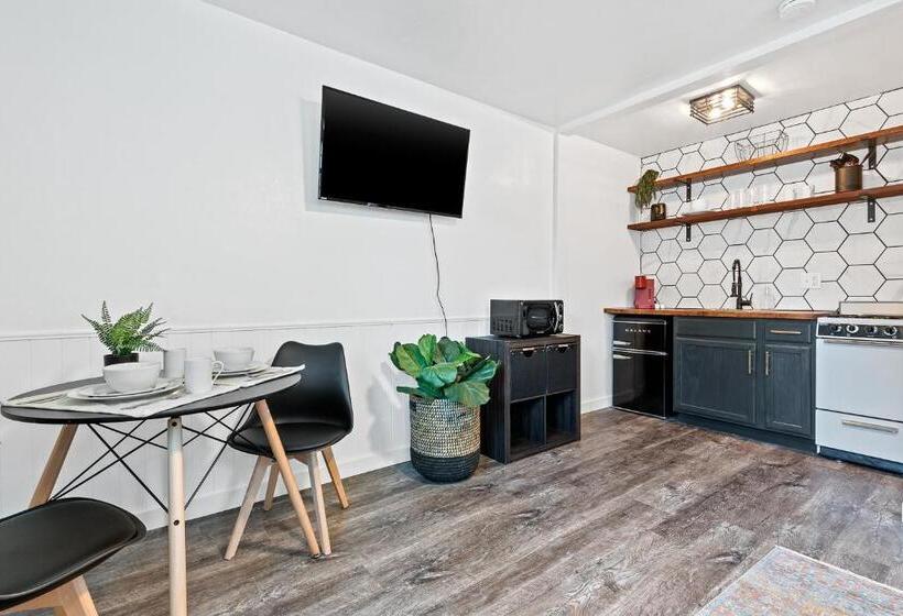 منزل غرفة نوم واحدة, Spearfish Cottages