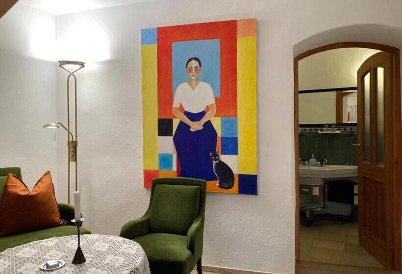 Номер Стандарт, Callm Aka Zum Goldenen Löwen Zu Nacht Bei Der Destillerie