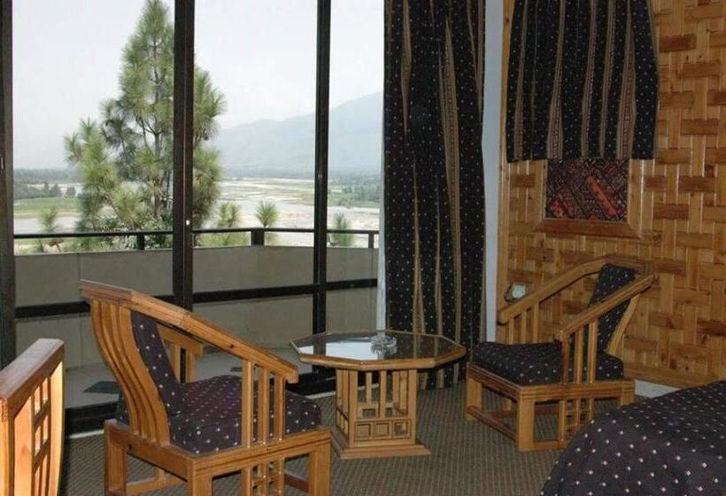 اتاق لوکس با بالکن, Rock City Resort