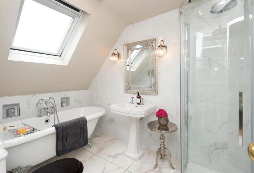 اتاق لوکس, Ivy Cottage B&b