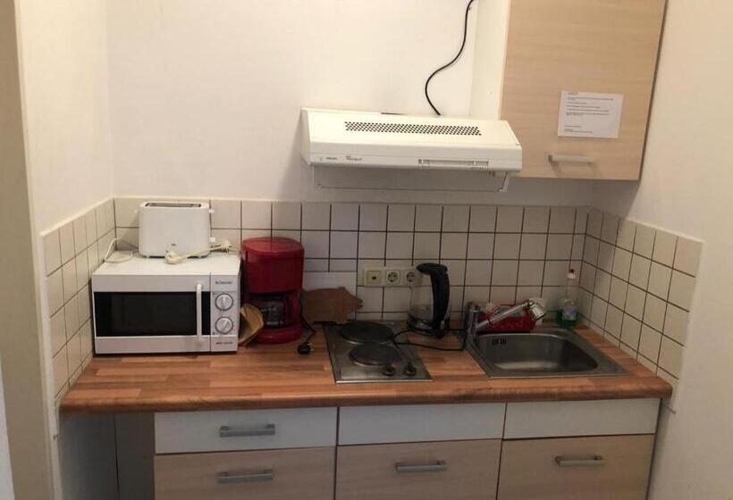 آپارتمان 1 خوابه با بالکن, Apartmenthaus Home24